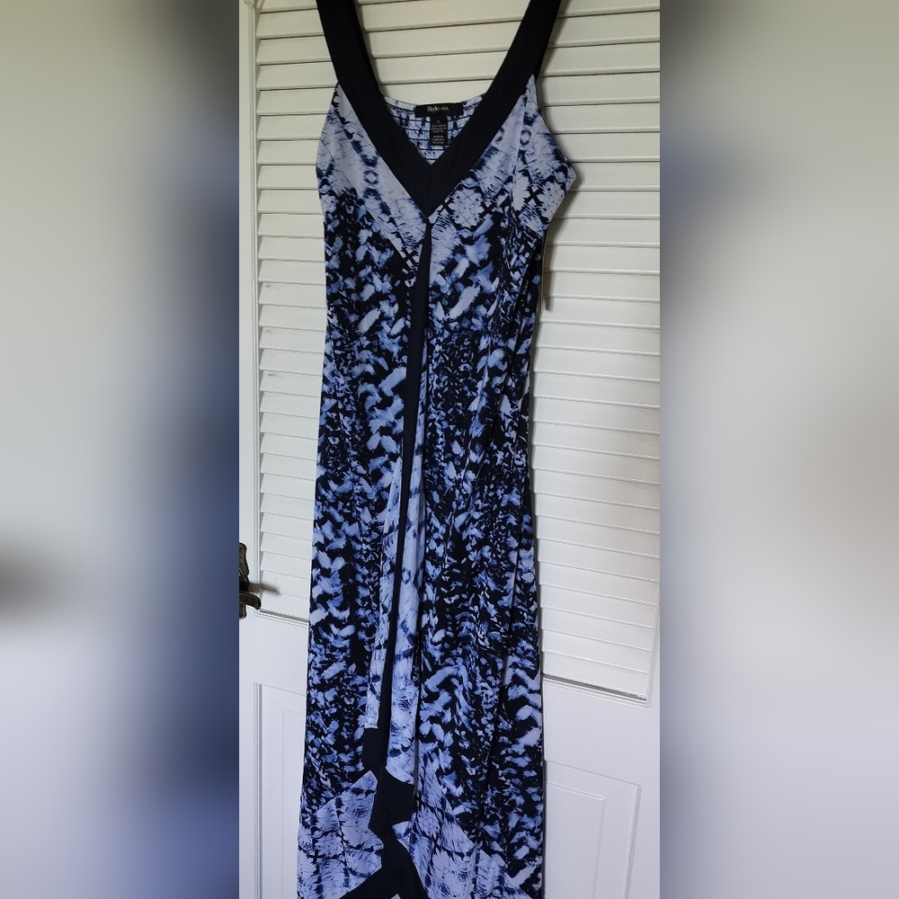 NWT Style & Co. Blue White Handkerchief Dress V Neck Size Small